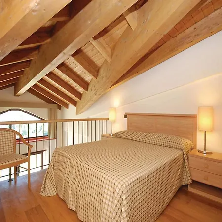 Apartament M4 Monolocale Villalago